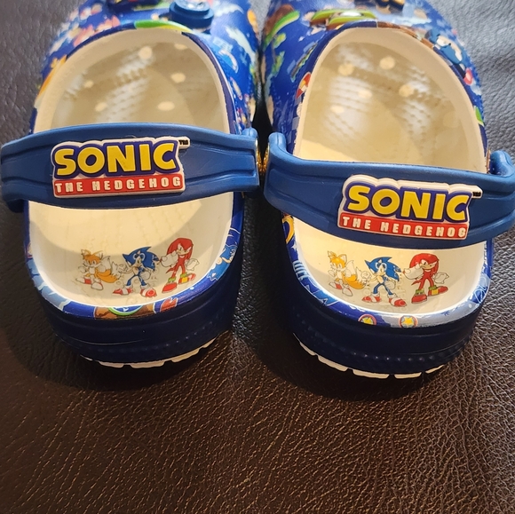 Crocs Sonic the Hedgehog Kids Clog, Toddler 8 - Picture 2 of 7